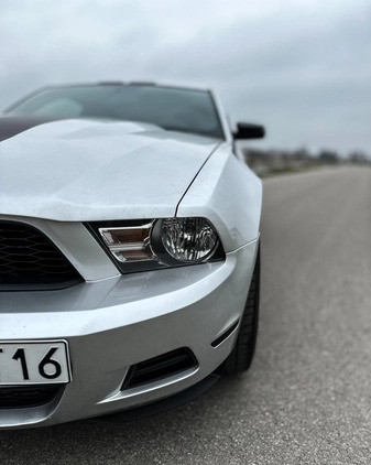 Ford Mustang cena 54000 przebieg: 275000, rok produkcji 2011 z Kock małe 67